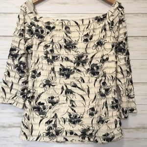 Frank Lyman black cream top size 14